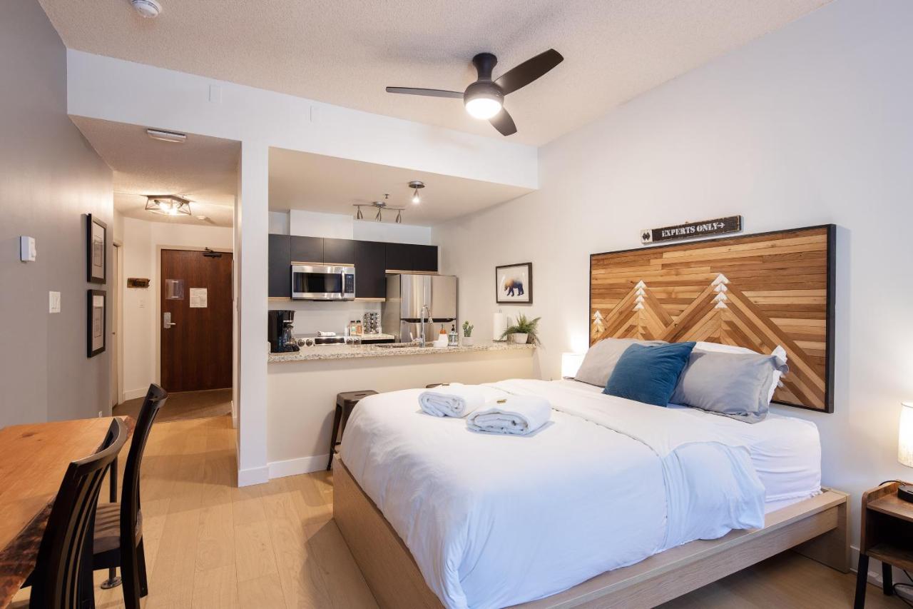 Bright Suite At Ski In/Out Glacier Lodge! Γουίστλερ Εξωτερικό φωτογραφία