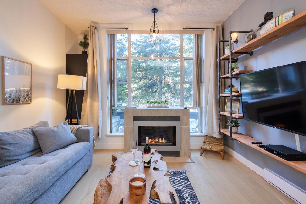 Bright Suite At Ski In/Out Glacier Lodge! Γουίστλερ Εξωτερικό φωτογραφία